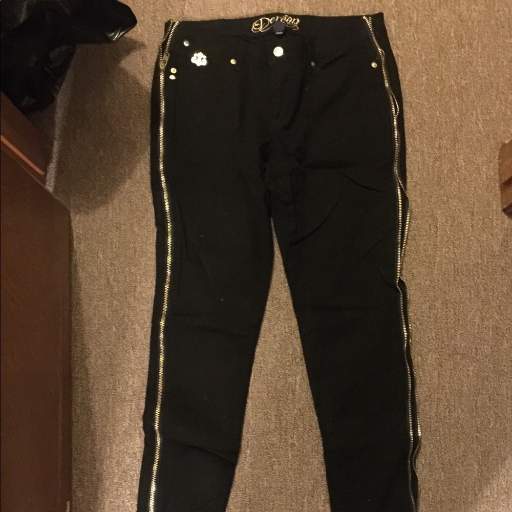 Dereon black and gold jeans